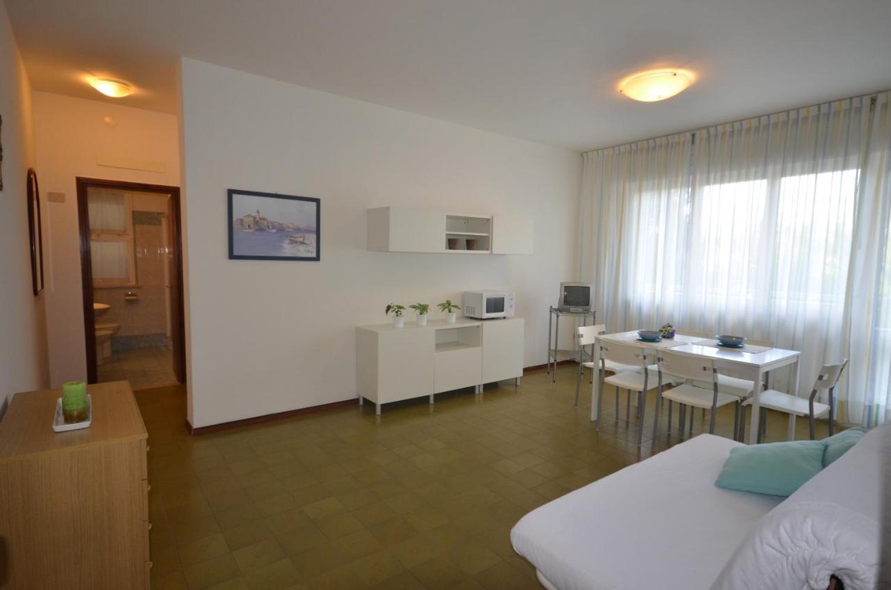 Appartamenti Massimo Bibione Exterior photo
